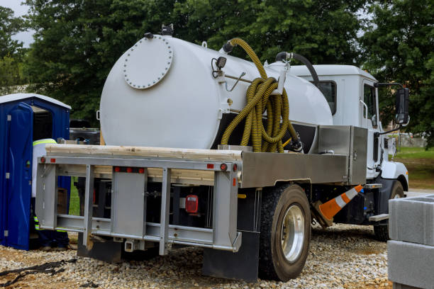 Best Sanitation services for porta potties  in Azalea Park, FL